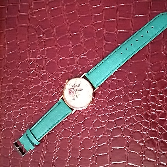 Rose Face Analog Leather Watch mint - Picture 2 of 8